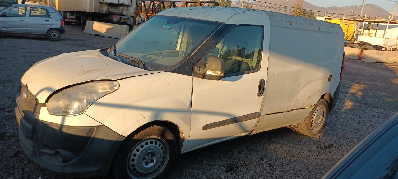  Fiat DOBLO 2012    EN DESARME